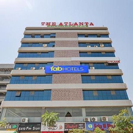 Fabhotel The Heaven Ахмедабад Экстерьер фото